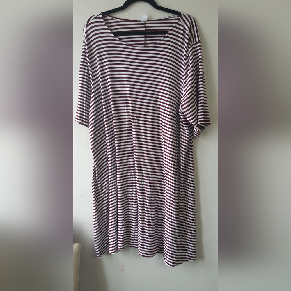 Old Navy Burgandy and White Striped Knit Swing Dress 2XL